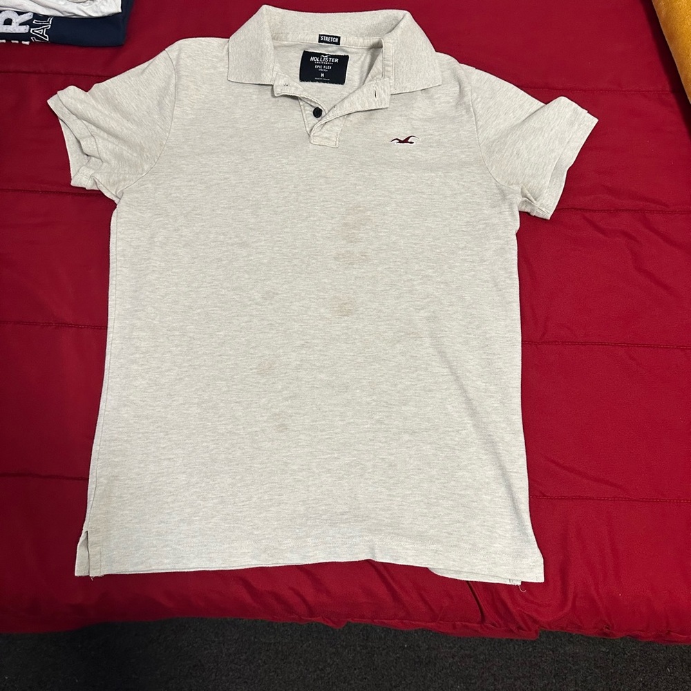 Hollister Men's Light Gray Polo Shirt